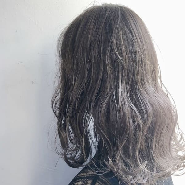 《平日22時まで営業★》オシャレに敏感なアナタも納得のデザインカラーに♪お任せ下さい！|lemi est池袋西口店