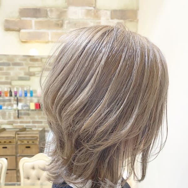 【一押しスタッフ★梁瀬真李★】カット+潤いカラー+美髪アミノ酸トリートメント【カラーが得意!】|liberate