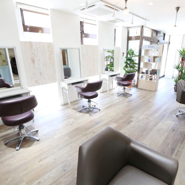 ワンランク上の褒められスタイルにイメチェン♪こだわり抜いたカラー剤でツヤ髪になれる♪|Rera