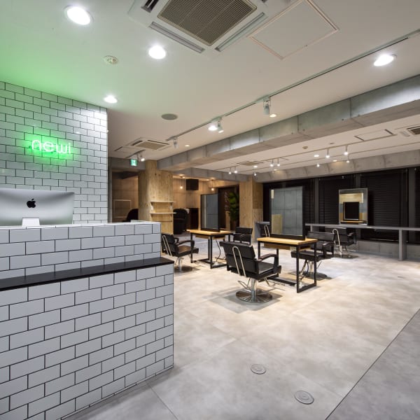 一人ひとりに似合うヘアを提案してくれるサロン|newi 池袋