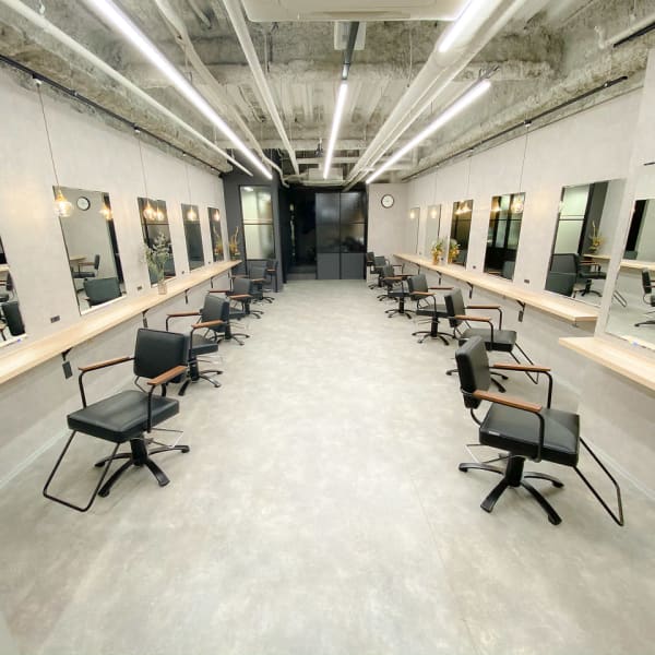三宮 元町エリア Aujua正規取扱店 ー Aujua オージュア がいつまでも人気な理由 ー Bond By Tetote 三宮元町 Aujua認定サロン ボンドバイテトテサンノミヤモトマチ オージュアニンテイサロン のこだわり特集 美容院 美容室を予約するなら楽天ビューティ