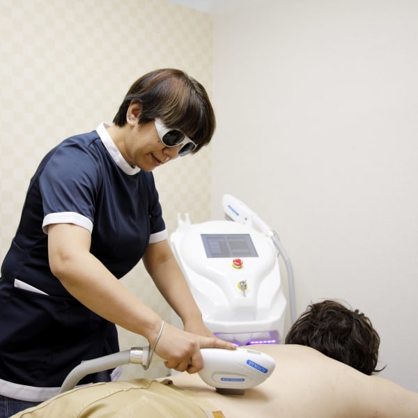 《クレジットカード利用OK★》濃いヒゲ、ムダ毛の処理など男性特有の毛のお悩み改善します♪|男性専用脱毛サロン裸王