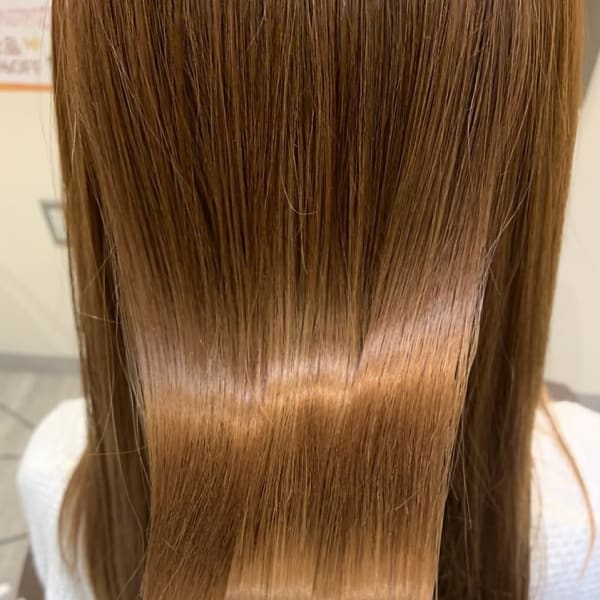 うるツヤになれる厳選トリートメントが自慢のサロン|ビューティ堀出 高槻阪急スクエア店