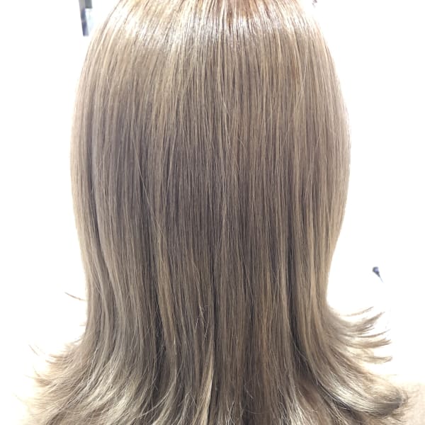 デザインカラーが得意なサロン|mani CREARE