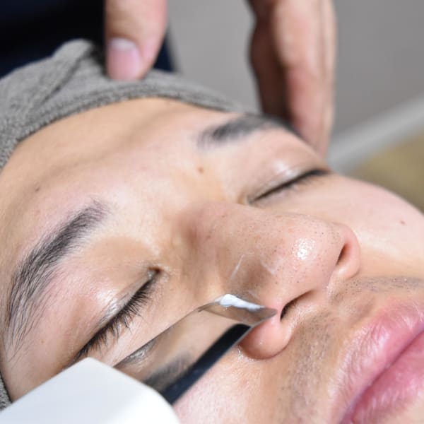 メンズにもオススメのサロン◆メンズ料金割増し等一切なし◆全身/顔/VIO、高性能ヒカリ脱毛もおススメ|Dream Style 川崎駅前