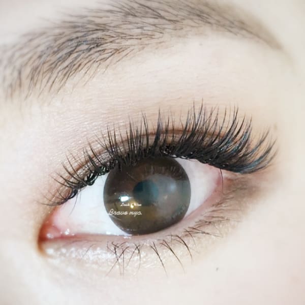 3Dボリュームラッシュ◎結婚式やパーティーにまつエクで目力UP!魅力的なお目元を実現☆彡|Lash&Wax Brave nyc.