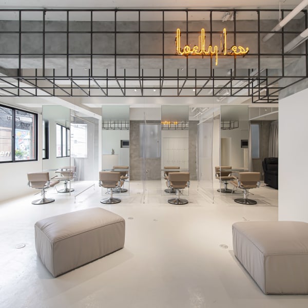 【アディクシーカラー】髪質やなりたいカラーに合わせてご提案！オシャレにカラーチェンジ！|Louwe 沖縄新都心