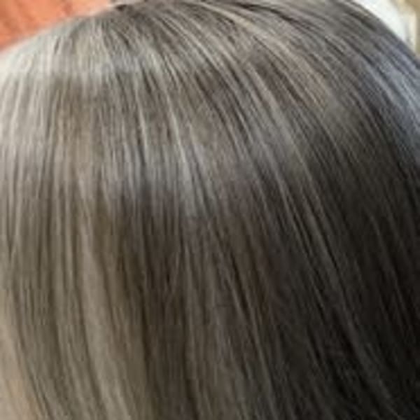 白髪を生かしたカラーリング|Loop the Loop