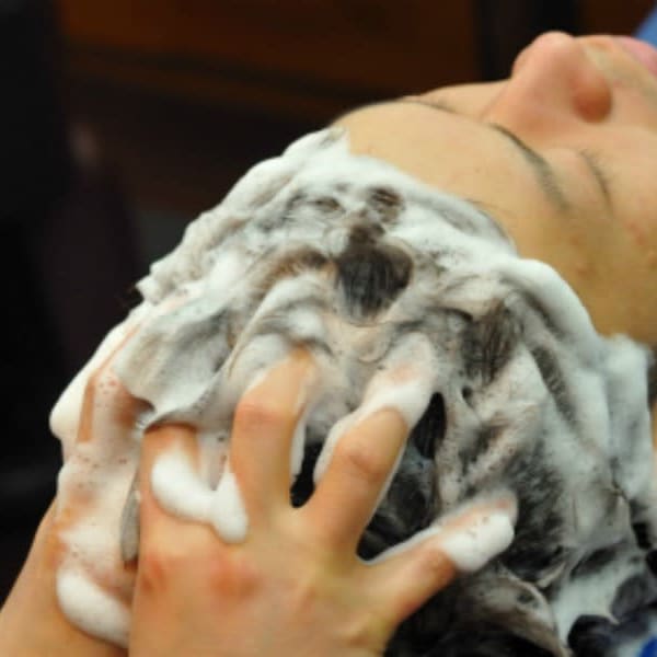 【頭皮スッキリ】【8種類自慢のヘッドスパ】頭皮ケアでスッキリ、いつでも清潔感のあるヘアをご提供!|理容室 K-STYLE HAIR STUDIO 水道橋店/バーバー