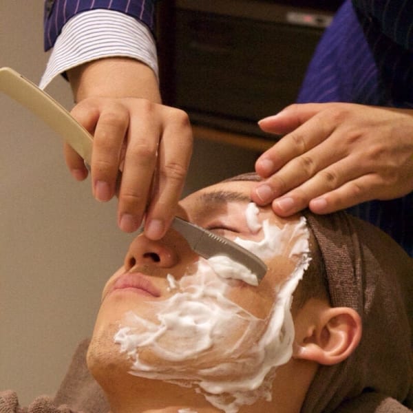 極上グルーミング（お顔剃り）|トレサンパオム