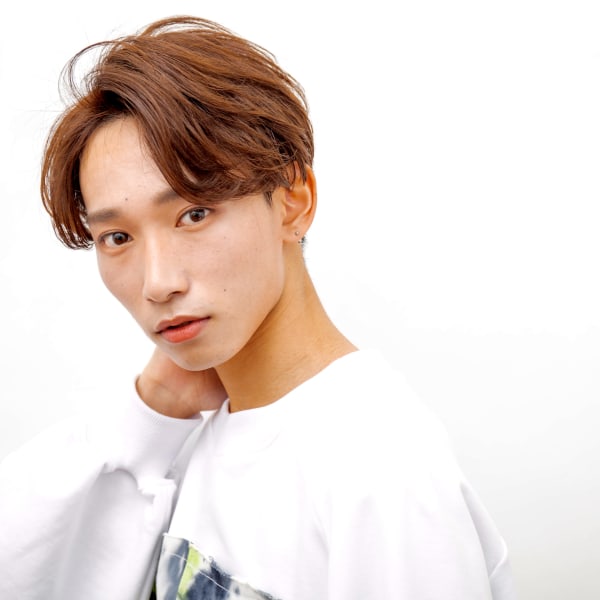 デザインカラーが得意なサロン|「SHOT」 メンズサロン高槻