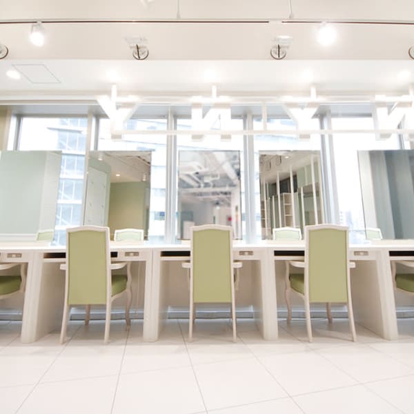 《ダメージレス》髪質やなりたいカラーに合わせてご提案！キレイに可愛く★オシャレにカラーチェンジ！|NYNY 三宮駅前店