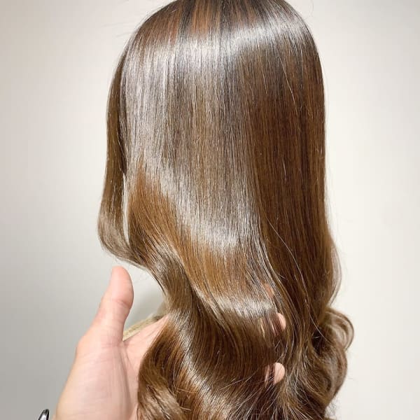 《パーマ&縮毛矯正》ざっくり乾かすだけできまるデジタルパーマ、ナチュラルな縮毛矯正をダメージレスに|Ash 祐天寺店