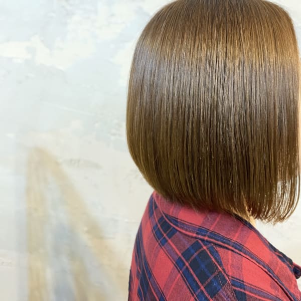 豊富なストレートメニュー☆ケラチンやセラミドオイルを使った髪質改善や弱酸性ストレートがオススメ！|HAIRSALON solork