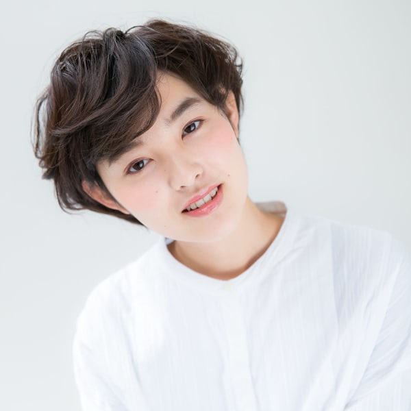 グレイカラー・白髪カバーが得意なサロン|KIMIDORI