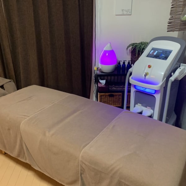 《男性歓迎》顔脱毛でお肌をツルツルに☆自分で出来る本格脱毛！自慢のマシンでキレイをサポート♪♪|リムーバルサロンNiebuhr