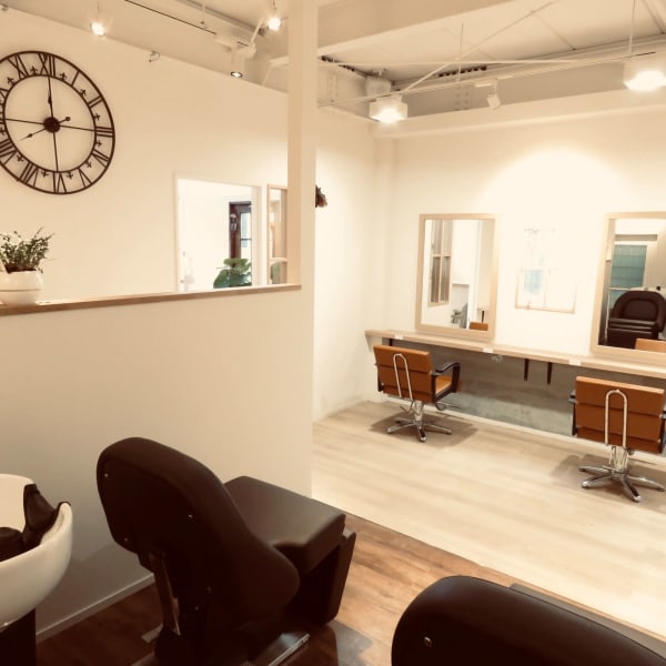 《再現性☆彡》トレンド～定番スタイルまで幅広いヘアデザインでカワイイを引き出します☆彡|hair and spa palm