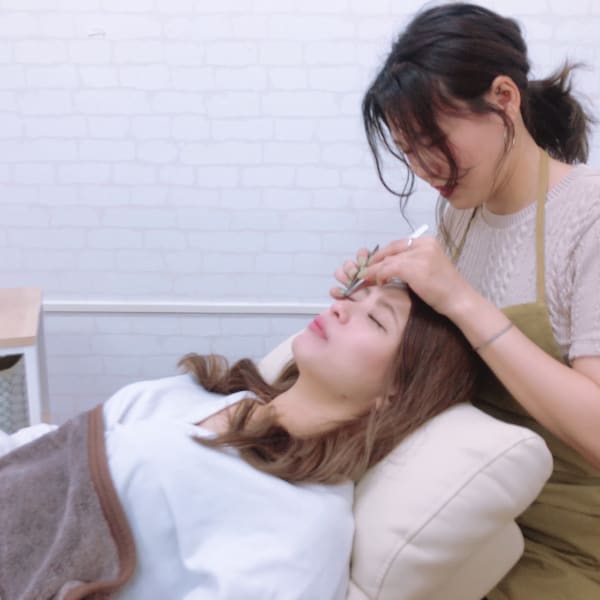 《初めての方も大歓迎☆》マツエクが苦手な方には・・・次世代まつげパーマはいかがですか?|HeaRich-eye