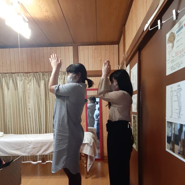 背骨の数ミリのズレを一本ずつ矯正☆なんといっても24全部を整えていくので、自律神経にとても効果的☆|さくら一心整体