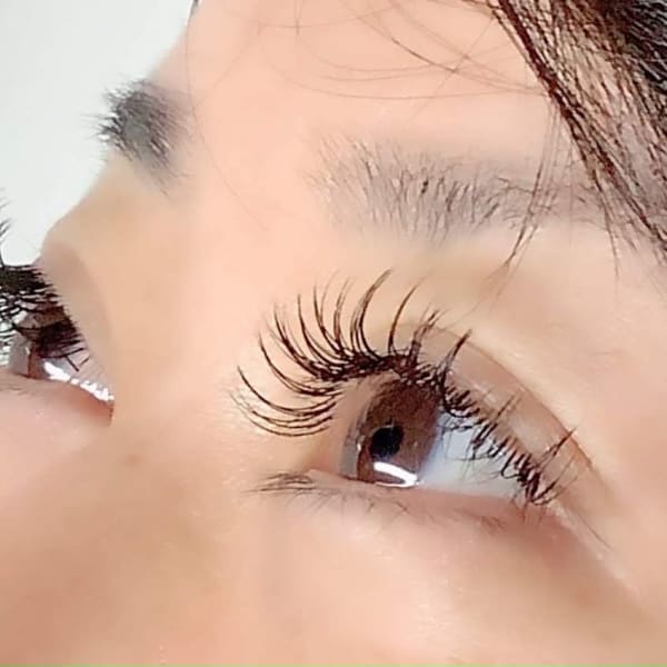 逆さまつげの方、いつもカールきつめを選んでいる方必見！！|Total Beauty Salon Diamant