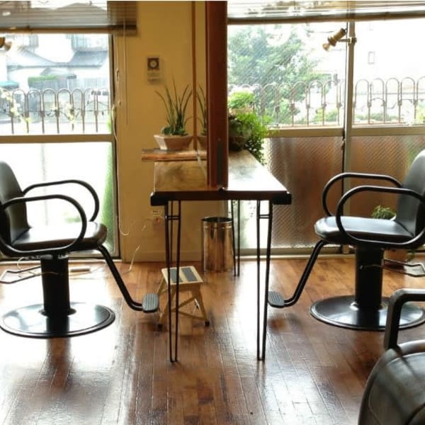 メンズカットもOK、当日予約や時間外の予約もご相談にて…是非ご来店くださいませ☆|hair work Chloe