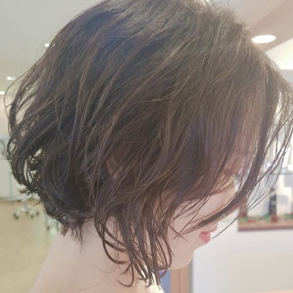 女性目線で提案♪知識豊富で頼れる女性スタッフ在籍☆毎朝のお手入れ時間短縮ワザも聞いてみて！|afumty