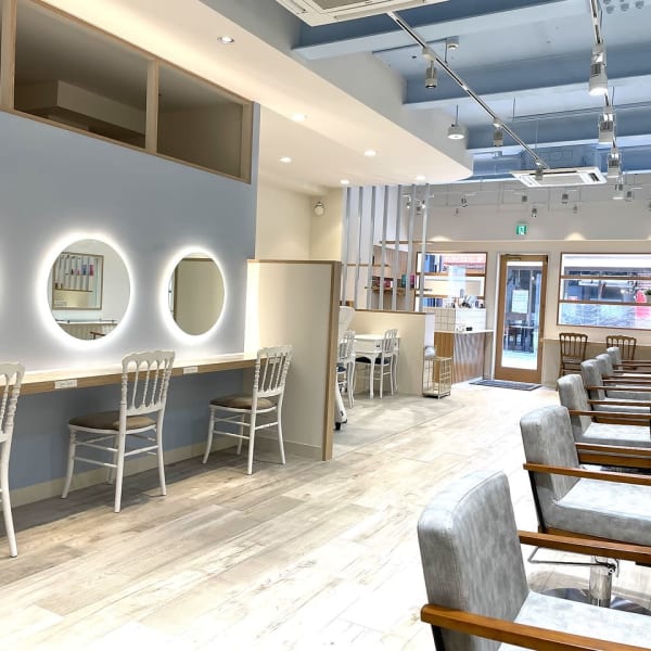 美しい髪色が持続◎【スタンダードカラー】ベテランスタイリストがあなたに似合うカラーをご提案します♪|aco by Neolive