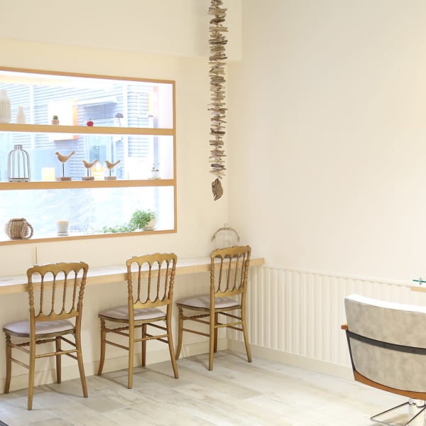 癒し効果☆彡【高濃度炭酸ヘッドスパ】頭皮ケアでスッキリ♪いつでも清潔感のあるヘアをご提供！|aco by Neolive