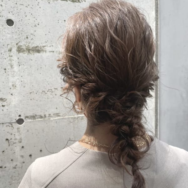 ●アップスタイルアレンジ¥5500 ●コテスタイリング¥2200|kico