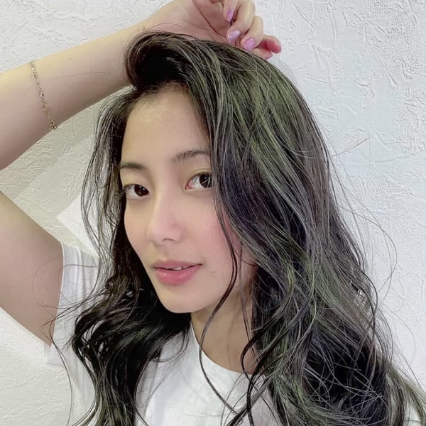 《透明感》「イルミナカラー」オフィスでもプライベートでも自然に馴染む色味に♪あなたが輝くカラーを☆|HAIR WORKS familiar