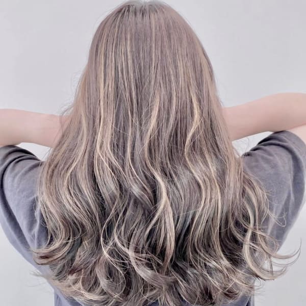 ≪デザインカット+ハイライト¥16,280≫人と差がつくハイライト、グラデーションお任せください。|KATSUKI 国分店