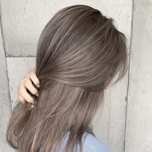 大名≪ギャルにならないハイライト、品のあるハイトーンカラー≫大人のデザインカラーお任せください！|RUMOR