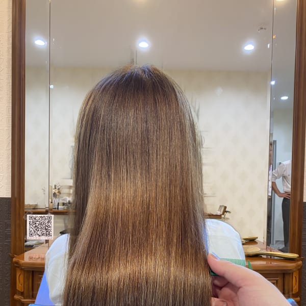 髪に豊富な栄養補給☆艶髪ストレート|SALON RODAN