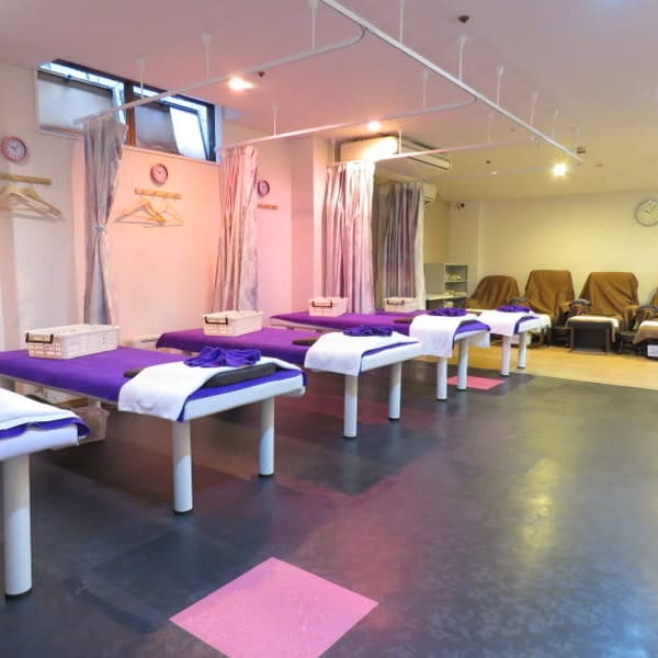 むくみ改善◎【足つぼ+全身もみほぐし】本格的足裏つぼともみほぐしの組み合わせで疲れた体スッキリ☆彡|リラクゼーション 貴足