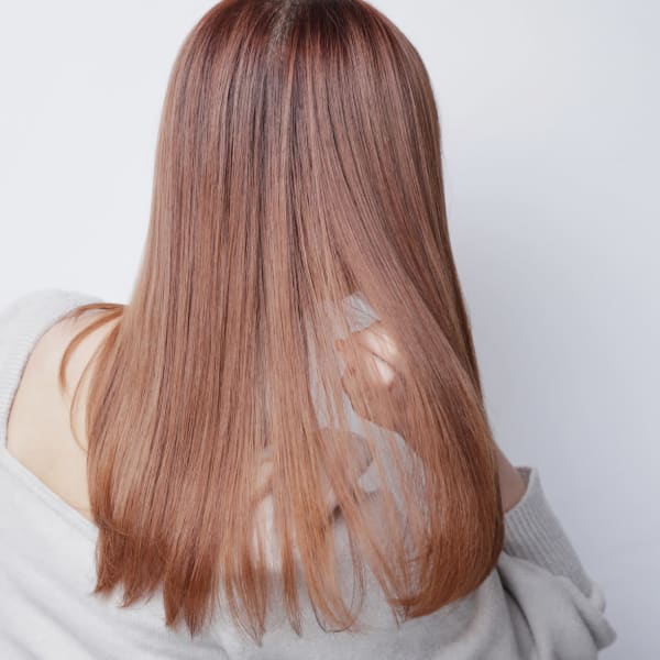 クセやうねりでまとまらないヘアをサラサラ・ツヤツヤストレートに♪髪の毛も滑らかな指通りに!|olabo