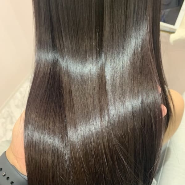 《今までにない髪質に♪》「水素トリートメント」潤い、あふれる艶やかヘアへと仕上げます♪|alba HANARE