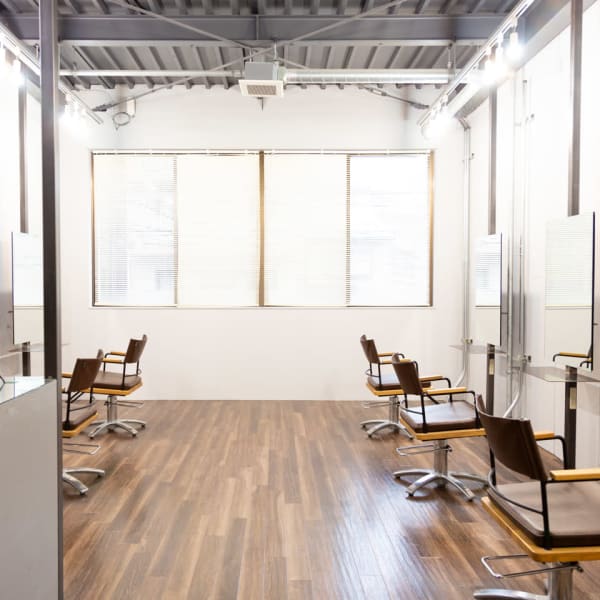 京都を代表する有名デザイナーが手掛けたオシャレ空間で綺麗な美髪作りしませんか?|terra
