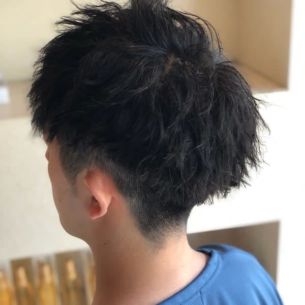 メンズパーマが得意なサロン|SUPER CUT 元町店