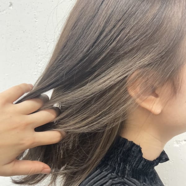 インナーカラー/白髪ぼかし/大人ハイライトもおまかせ！豊富なカラーの経験で髪色でオシャレを作ります♪|and blue