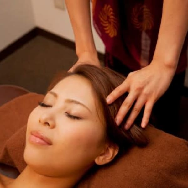 極上のドライヘッドスパで心身共に癒される♪うっとりリラックス|アロマオイルリンパマッサージ Bodyshエビスタ西宮店