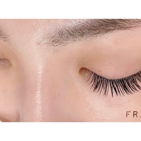 つけ放題メニューで盛れる目元へ♪ボリュームのある魅力的な目元を演出いたします☆☆|Dianaひたちなか高場店