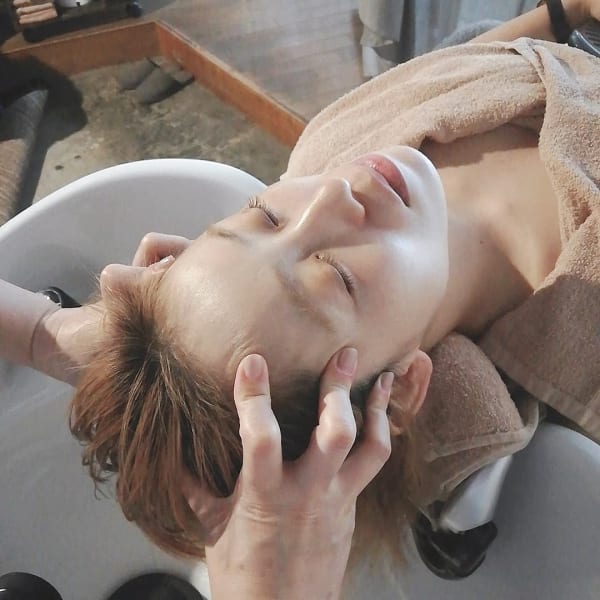 《当日予約歓迎》自慢のヘッドスパ◇頭皮を改善して、元気な髪へとサポートいたします！！|aim