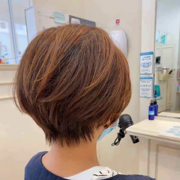 スタイルの基本となる自慢のカットで伸びても扱いやすさを実感!実力派サロンです。|Ash 北上尾店