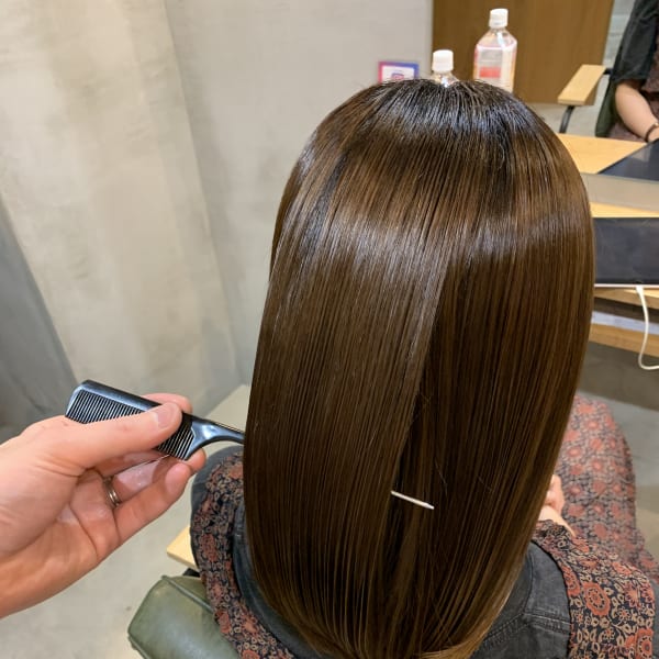 TOKIOdeSHINKA縮毛矯正で、まとまるヘアスタイルへ|SOURCE liebe