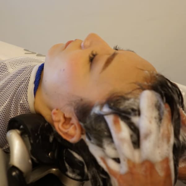 オススメ☆良質な薬剤を厳選【Aujuaトリートメント】艶々プルプルな美髪が手に入る♪♪|GRANLUXE -hair-