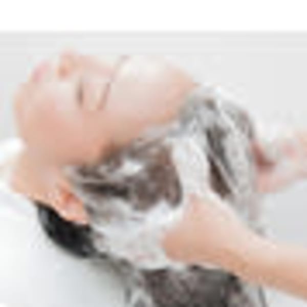 指通りなめらか◎自慢のヘッドスパ◇頭皮を清潔にして上質なヘアへ丁寧にケアいたします!!|Liecot 与野店