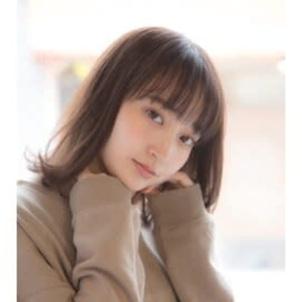 潤い＋つやつやコスメ縮毛矯正【池袋】|est hair 池袋西口店