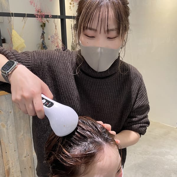 《NEW》育毛促進効果UP！頭皮改善ヘッドスパ！|SOHO hair & botanical 大橋店