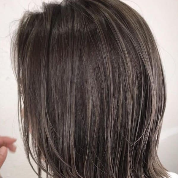 デザインカラーが得意なサロン|LOOP