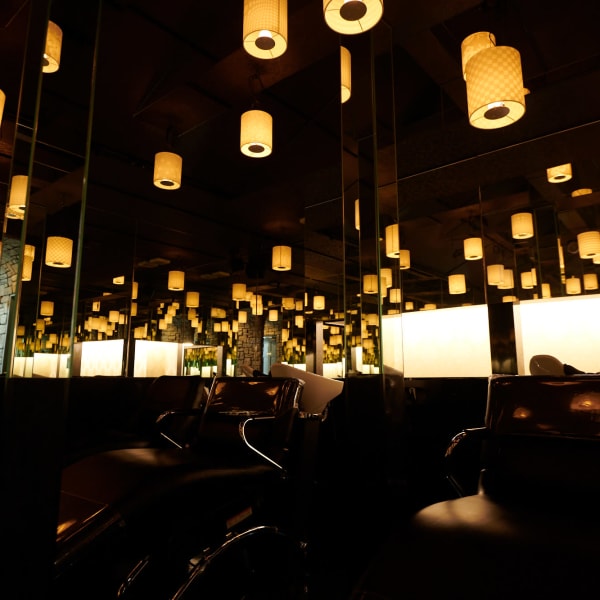 【癒しのヘッドスパ】 炭酸ヘッドスパ(30分)+カット¥13200→ 39% OFF→¥8000|Aman hair-e 吉祥寺東口店 アマンヘアーイースト